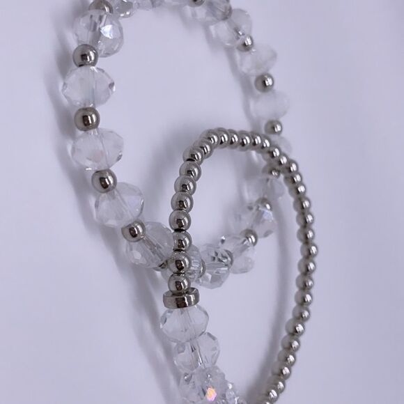 Wool + Pepper Co. Iridescent Bracelet Stack (2) - Picture 4 of 7